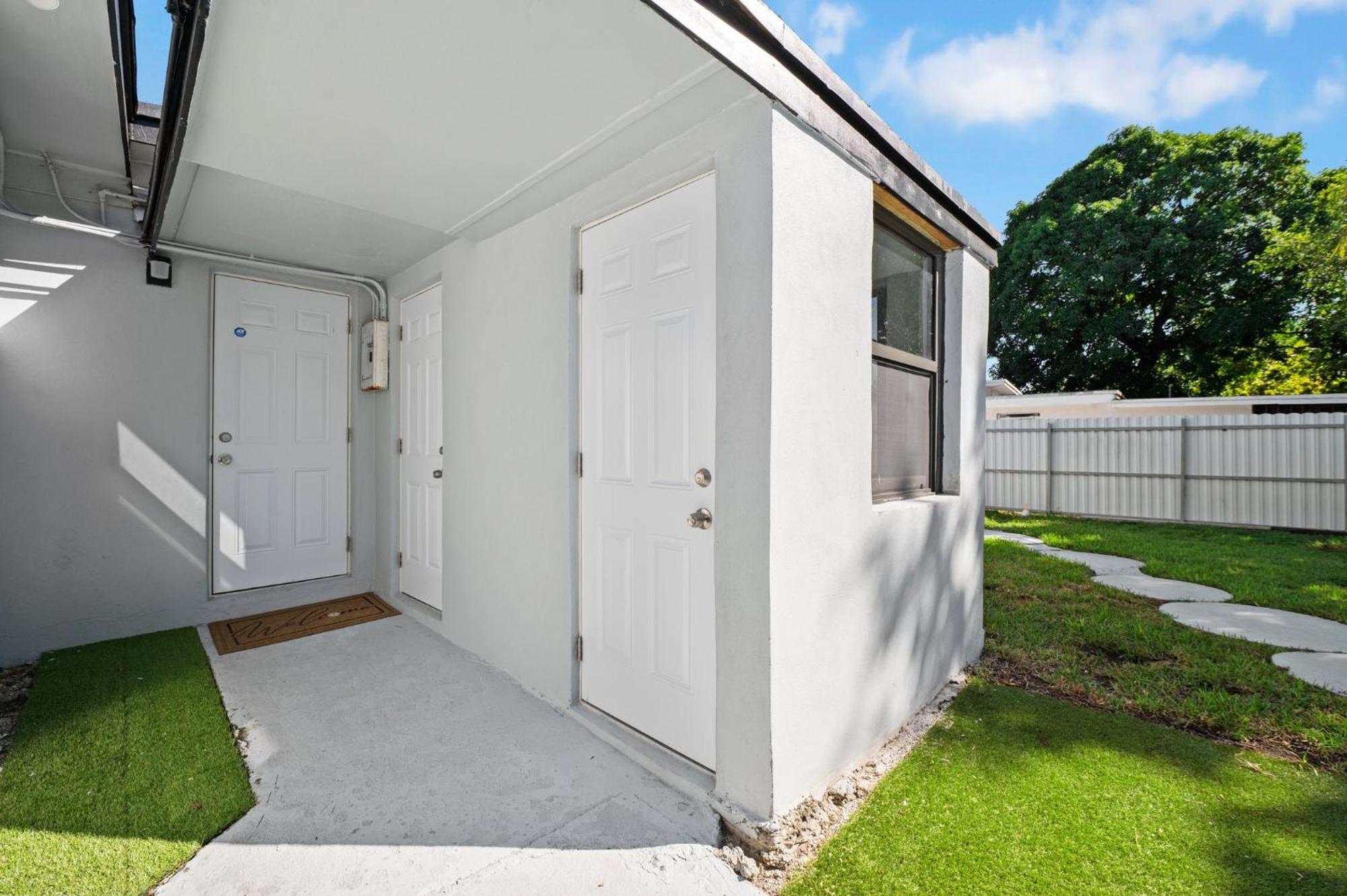 3 Bedroom And 2 Bath North Miami, Florida Hébergement de vacances