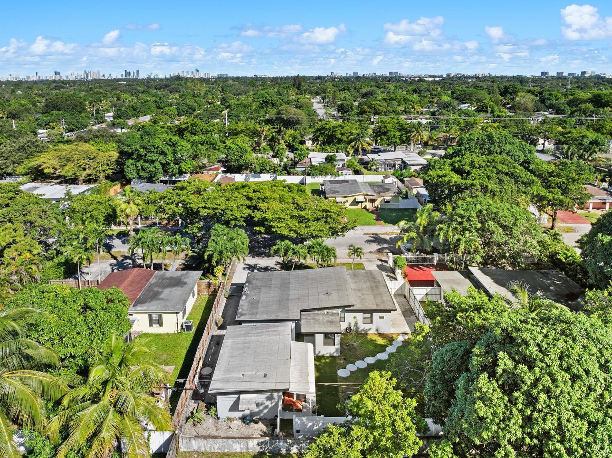 3 Bedroom And 2 Bath North Miami, Florida Hébergement de vacances North Miami